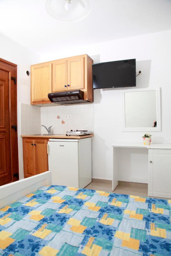 Maria'S Residence Agia Anna  Екстериор снимка